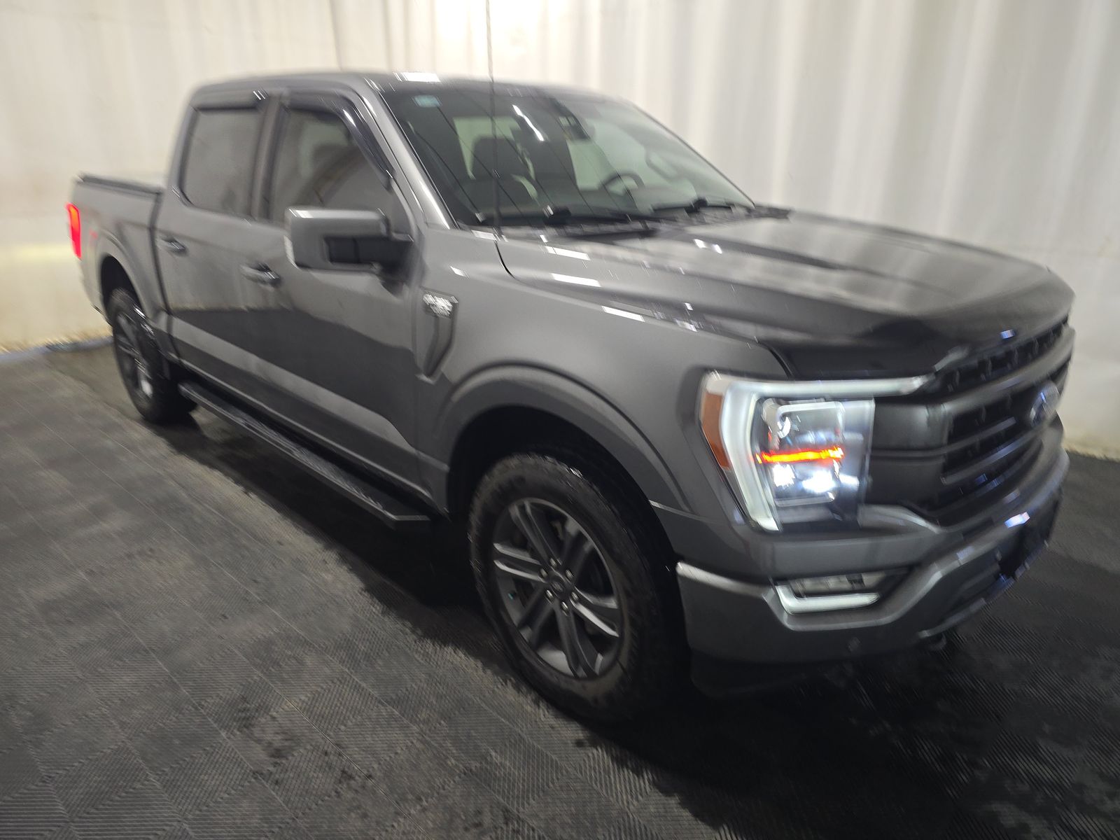 2023 Ford F-150 Lariat AWD