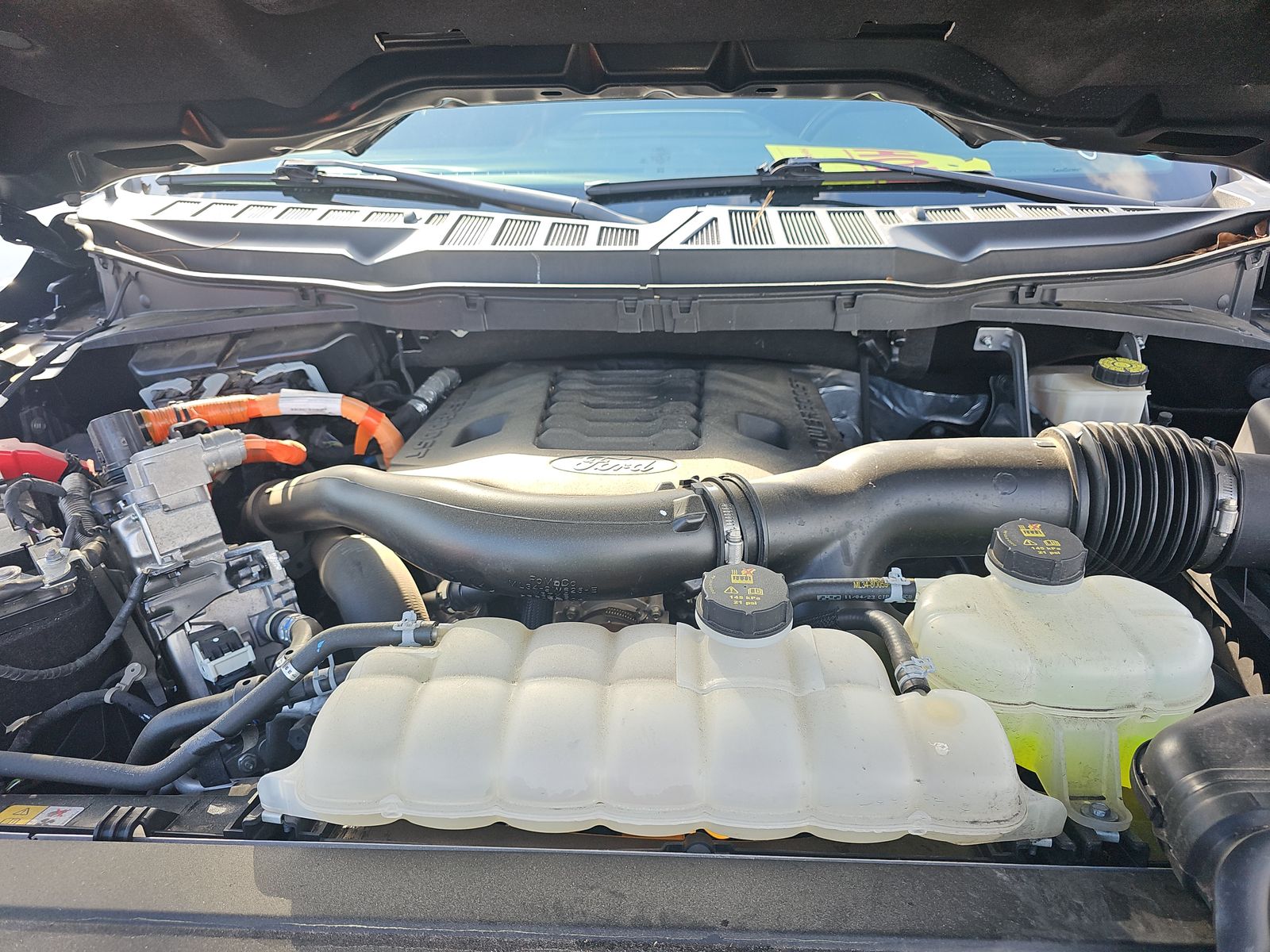 2023 Ford F-150 Hybrid XLT AWD