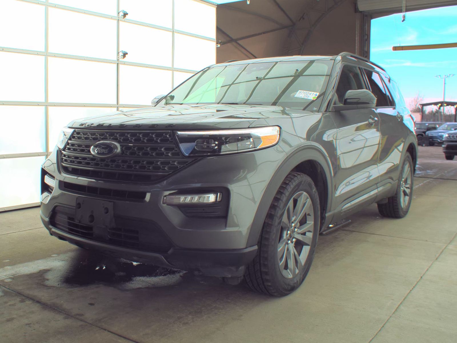 2023 Ford Explorer XLT AWD