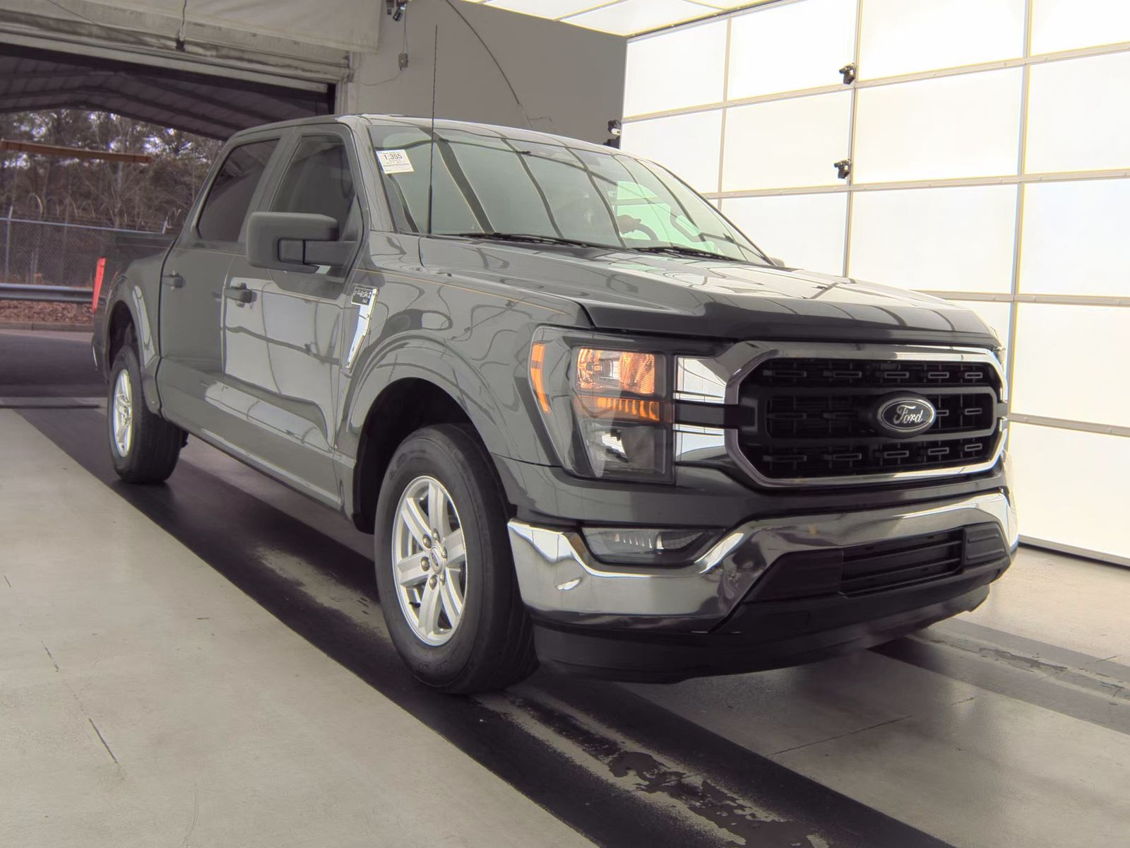 2023 Ford F-150 XLT RWD