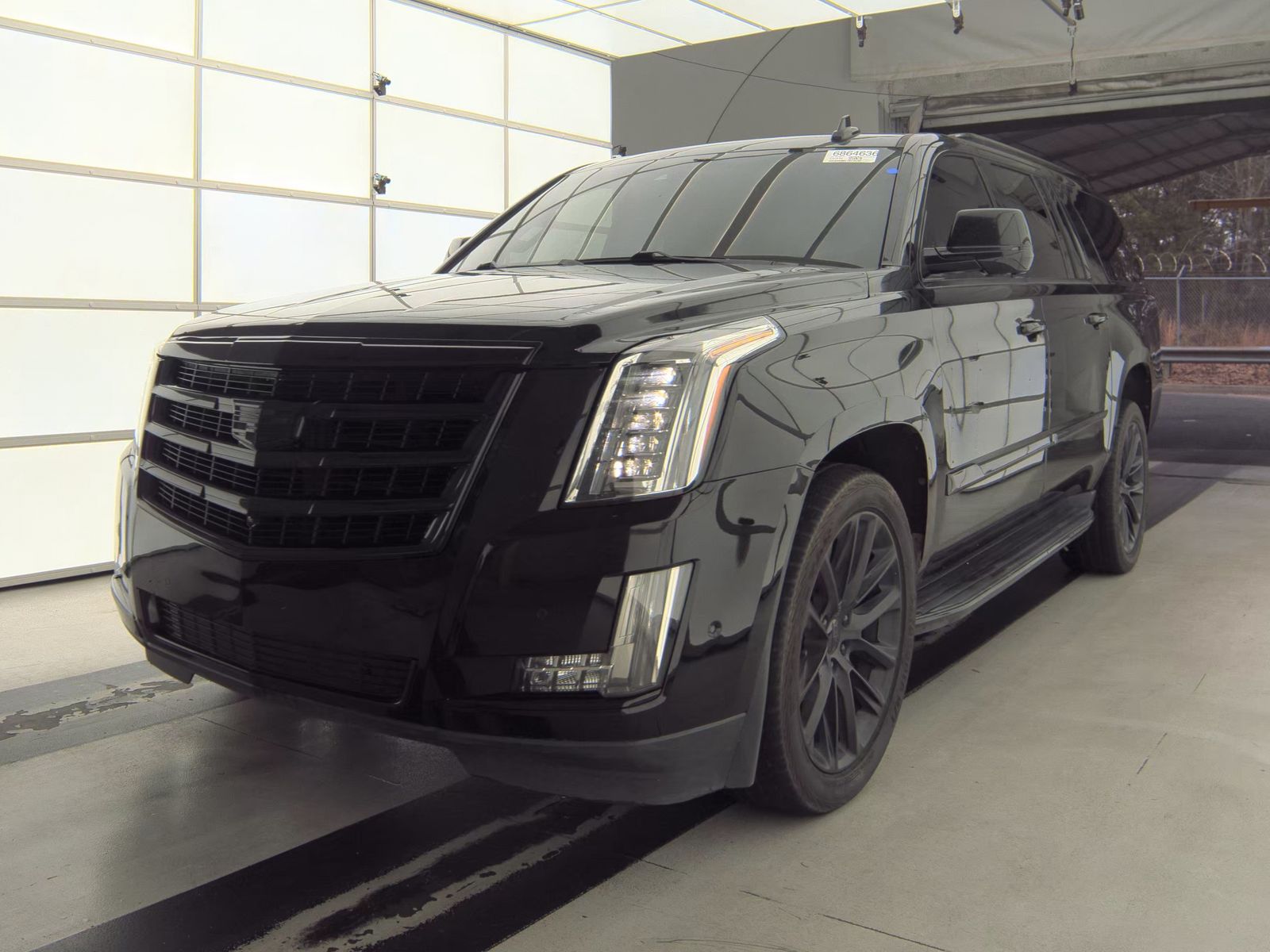 2019 Cadillac Escalade ESV Luxury AWD