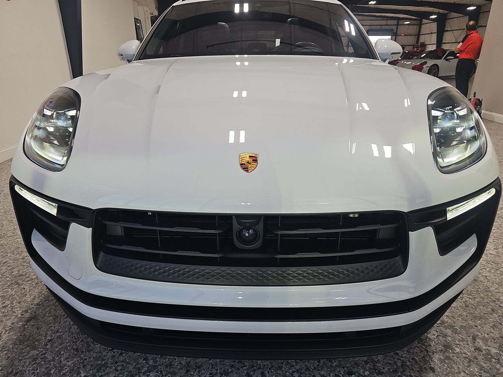 2023 Porsche Macan Base AWD