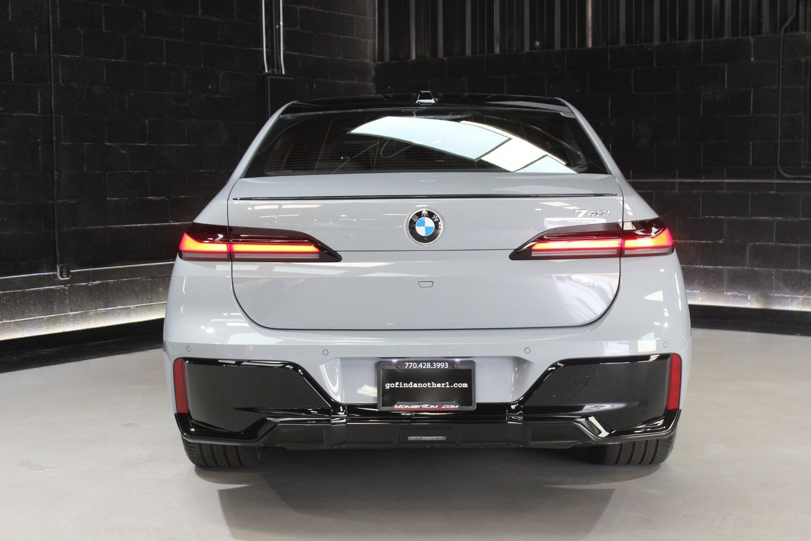 2024 BMW 7 Series 740i RWD