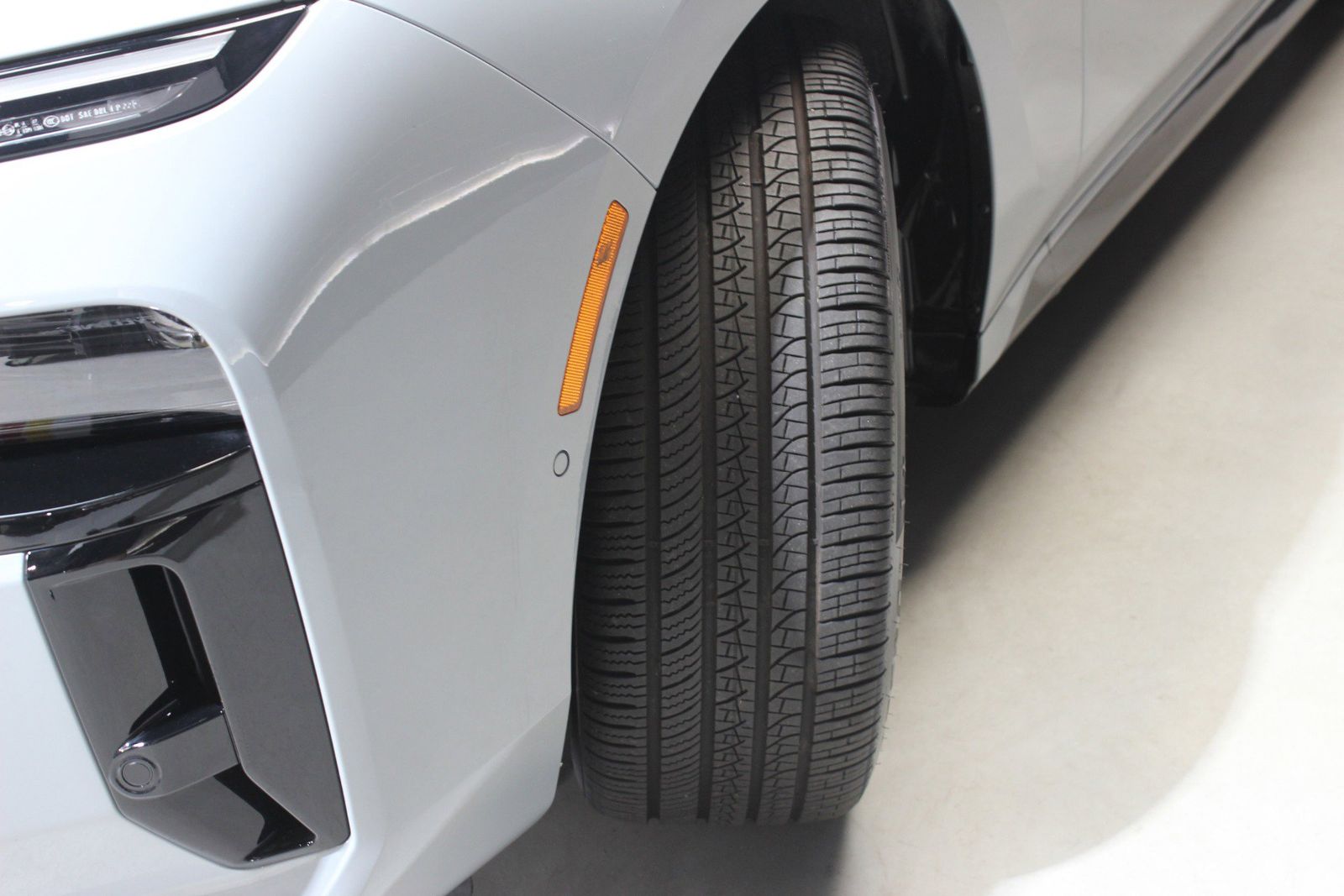 2024 BMW 7 Series 740i RWD