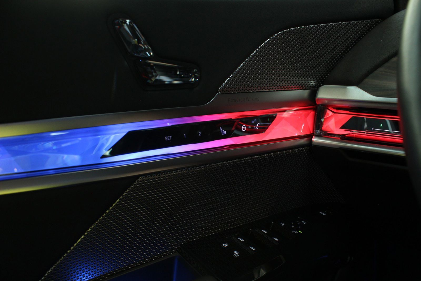 2024 BMW 7 Series 740i RWD