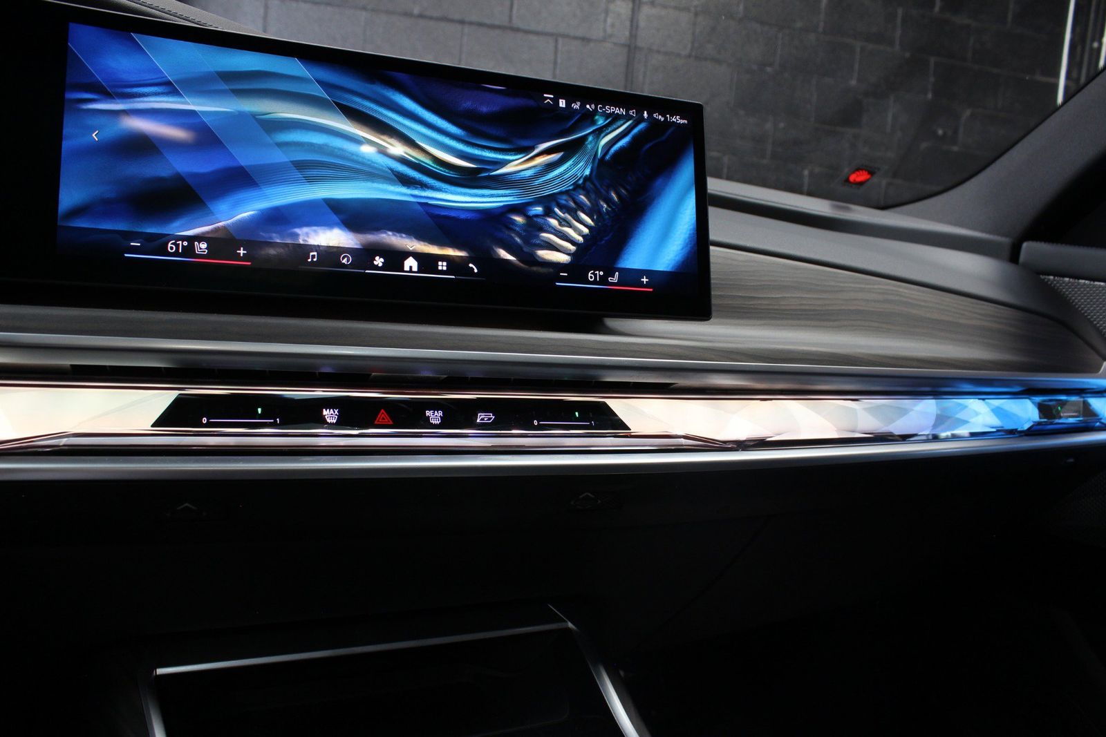 2024 BMW 7 Series 740i RWD