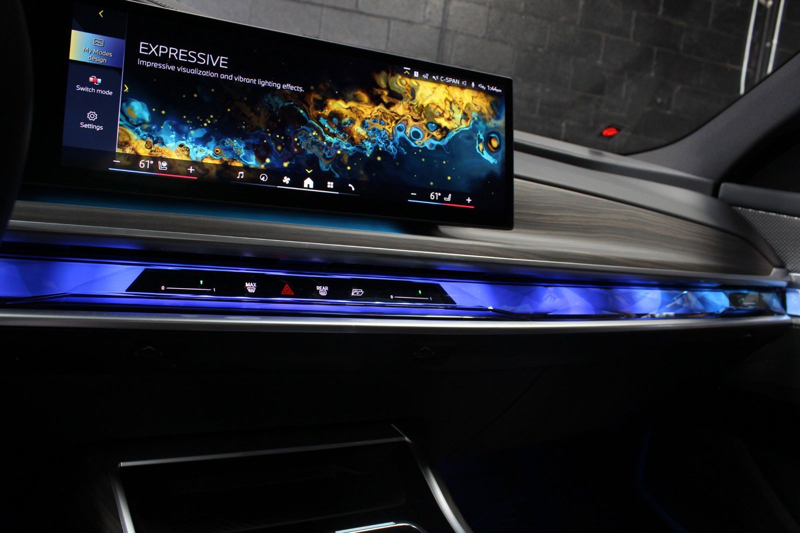 2024 BMW 7 Series 740i RWD