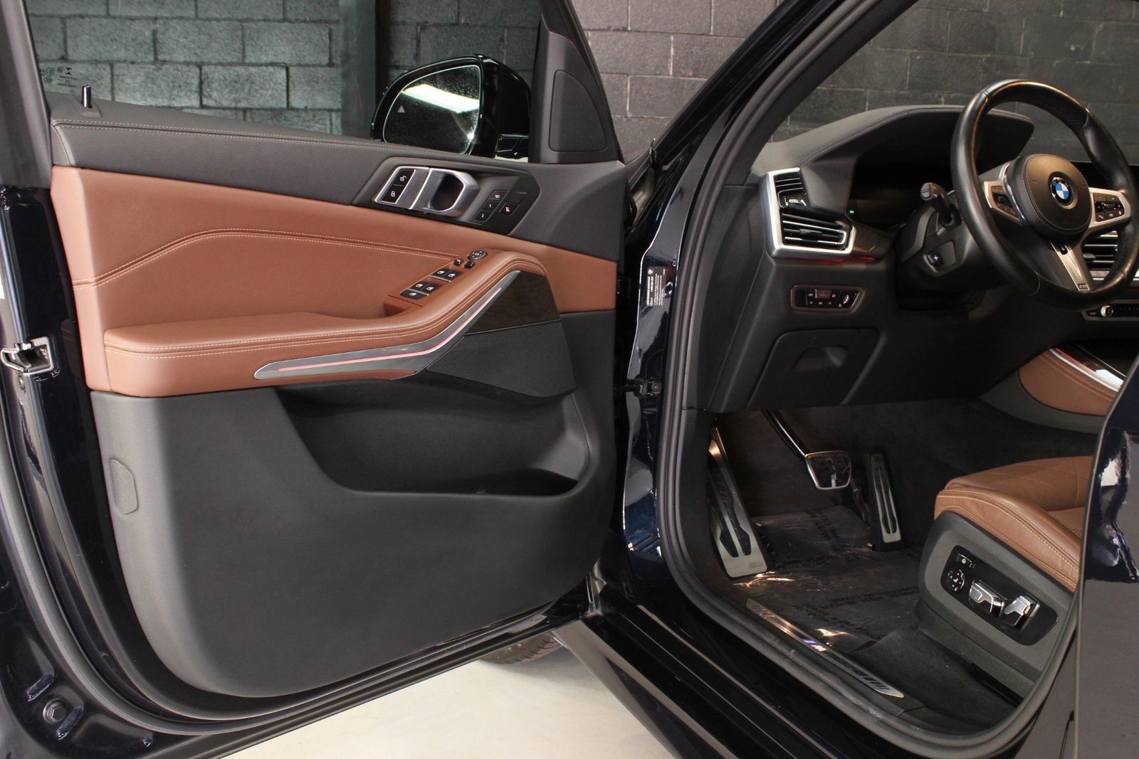 2023 BMW X5 xDrive40i AWD