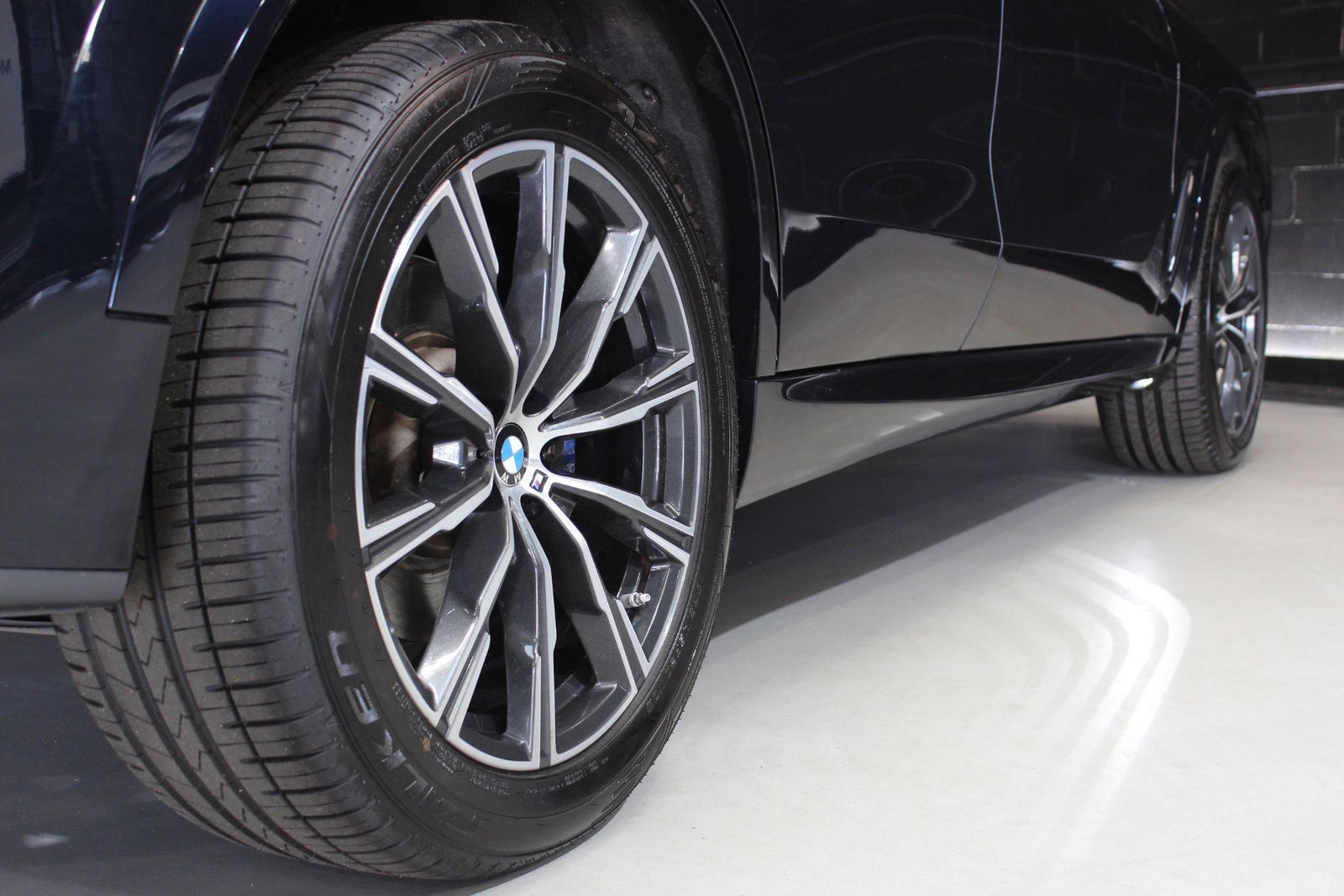 2023 BMW X5 xDrive40i AWD