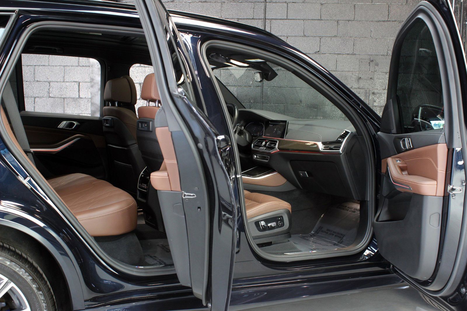 2023 BMW X5 xDrive40i AWD