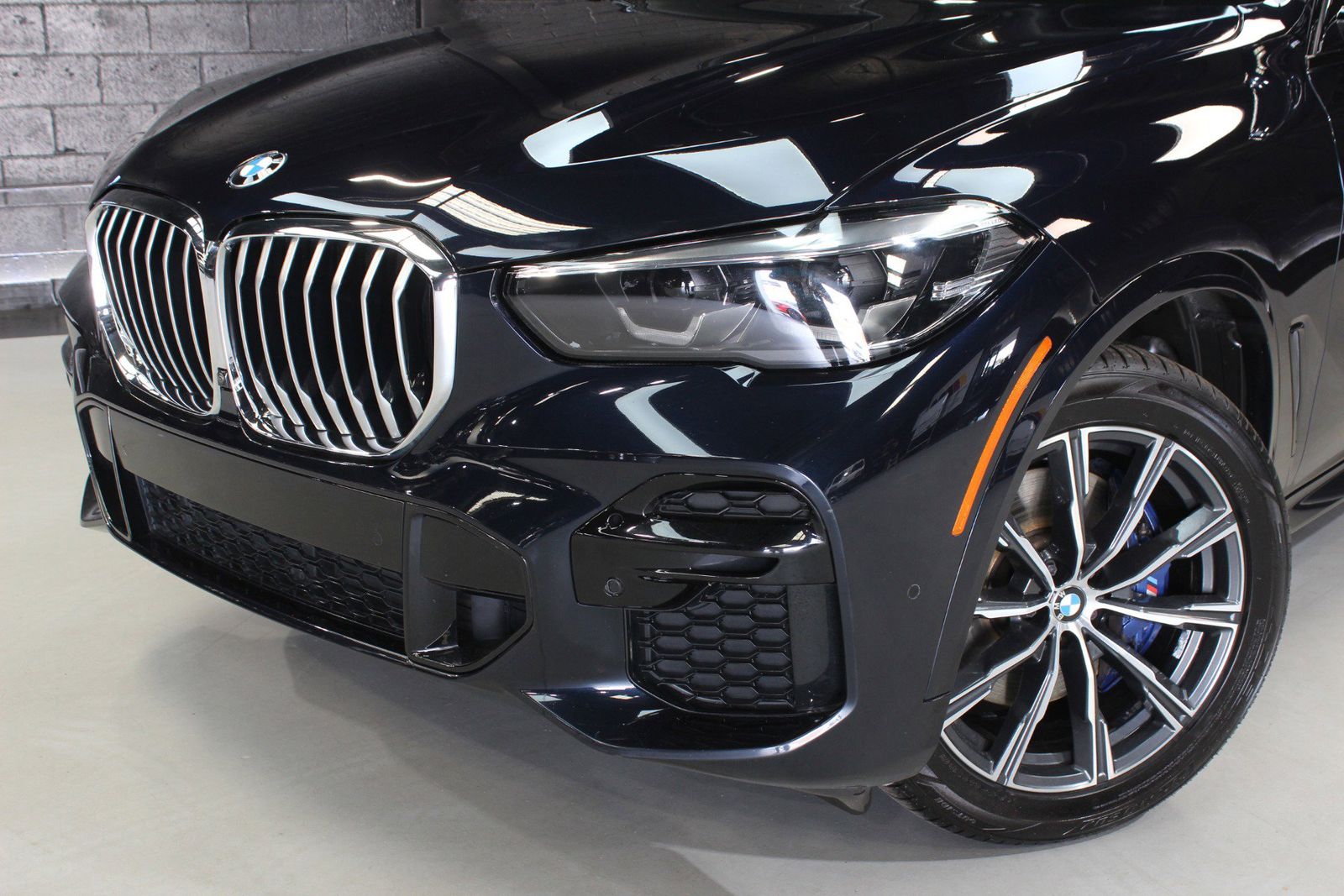 2023 BMW X5 xDrive40i AWD