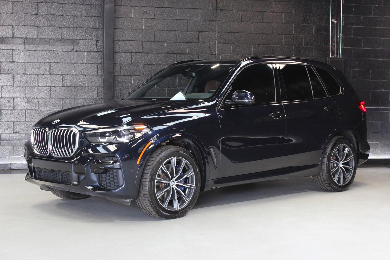2023 BMW X5 xDrive40i AWD