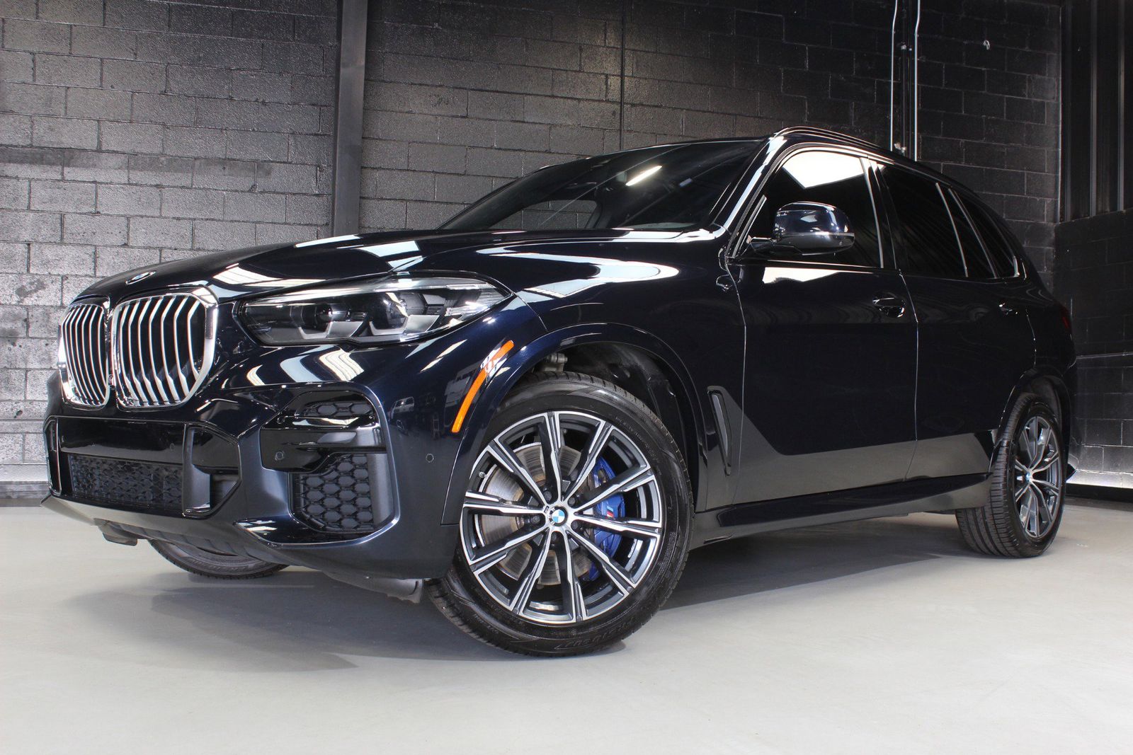 2023 BMW X5 xDrive40i AWD