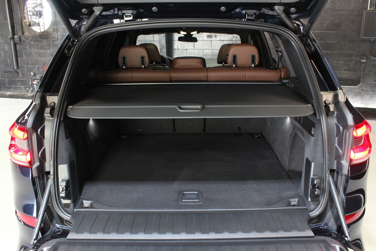 2023 BMW X5 xDrive40i AWD