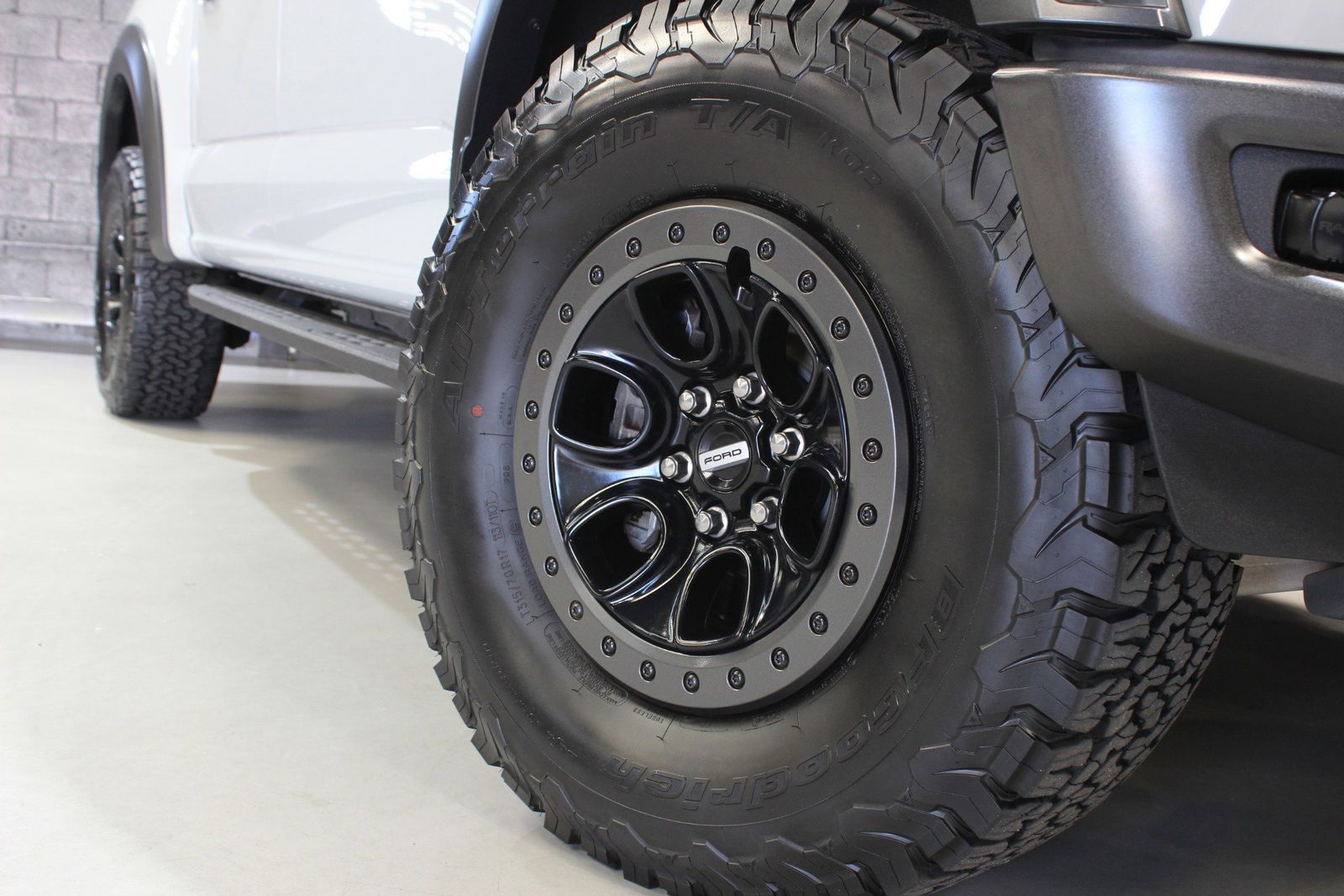 2023 Ford F-150 Raptor AWD