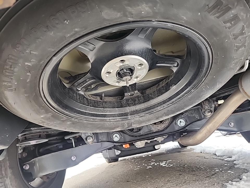 2023 Toyota Highlander Hybrid Bronze Edition AWD