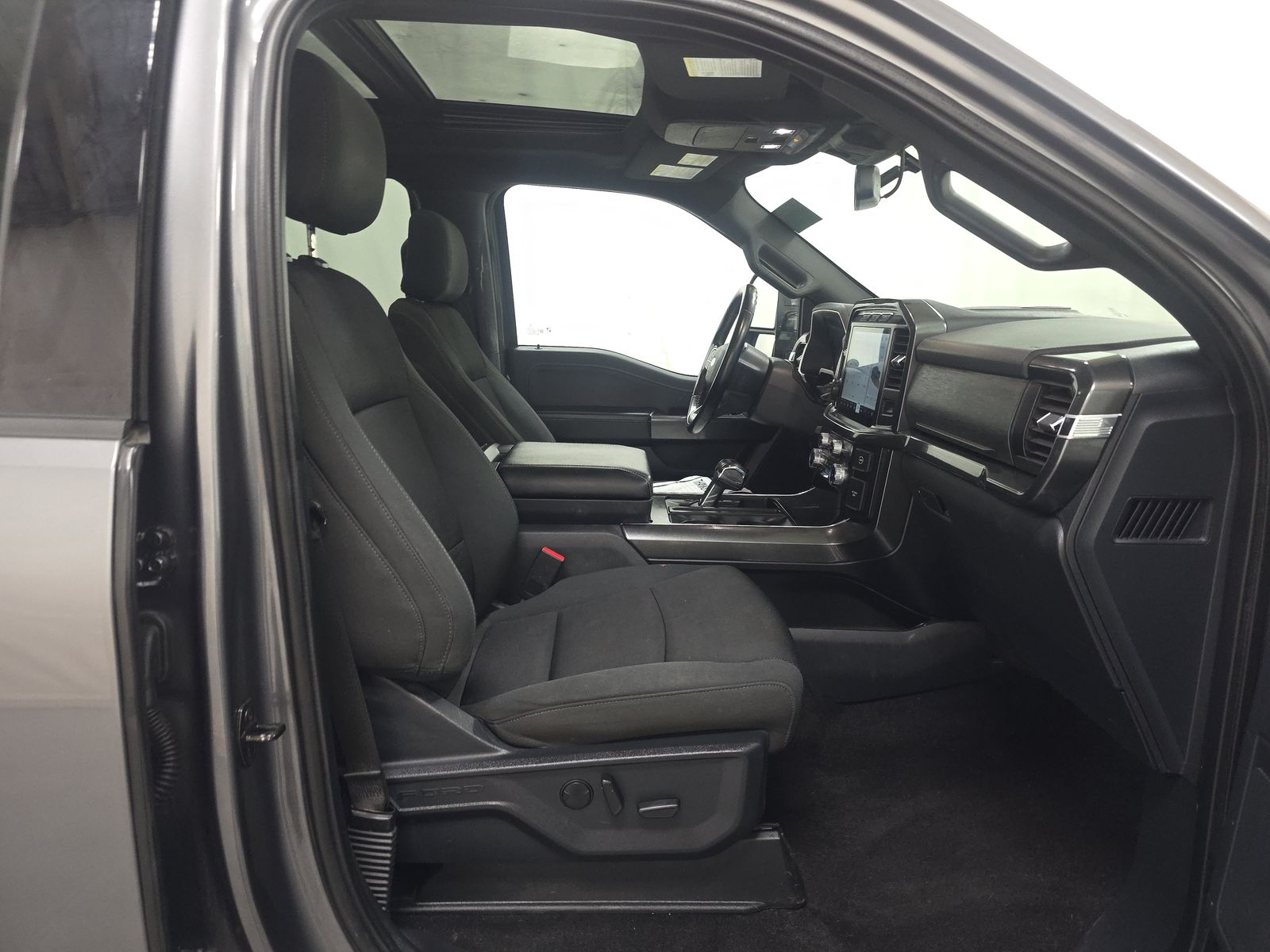 2023 Ford F-150 Hybrid XLT AWD