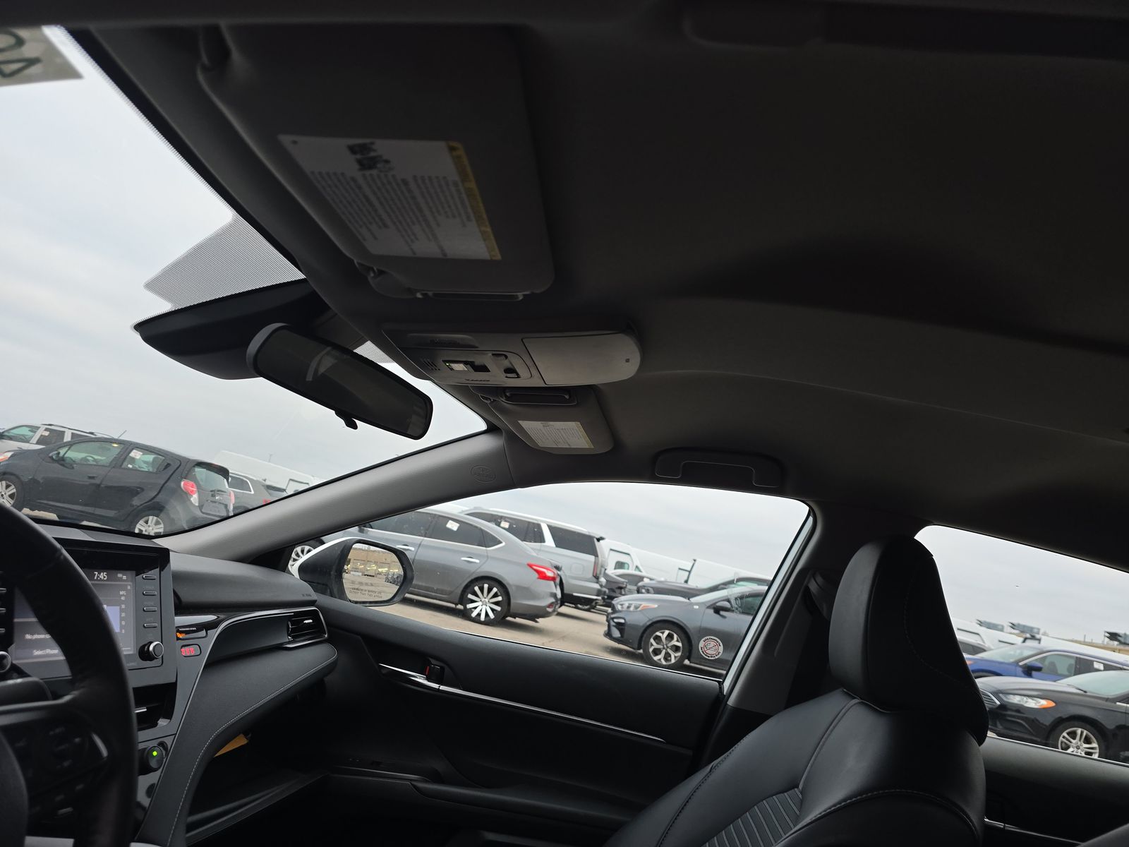 2024 Toyota Camry SE FWD