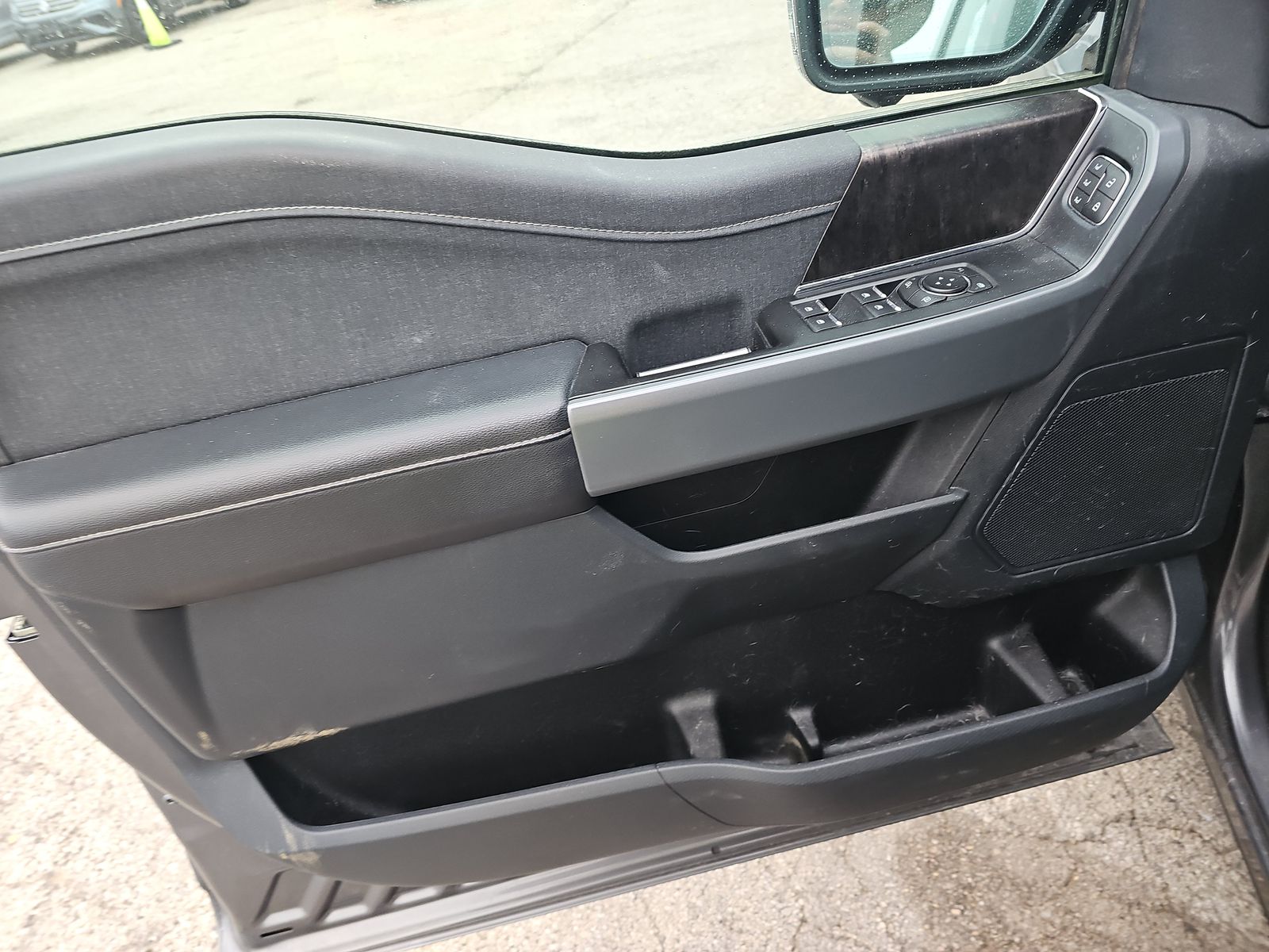 2022 Ford F-150 Hybrid Lariat AWD