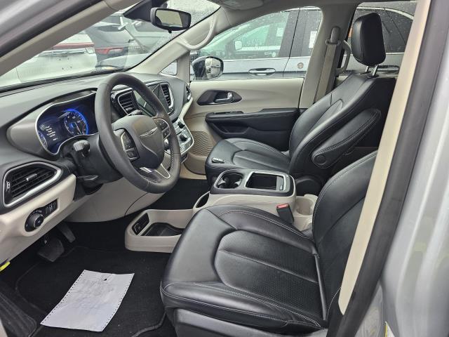 2024 Chrysler Pacifica Touring L FWD