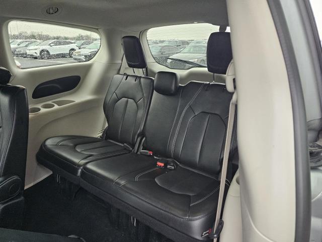 2024 Chrysler Pacifica Touring L FWD