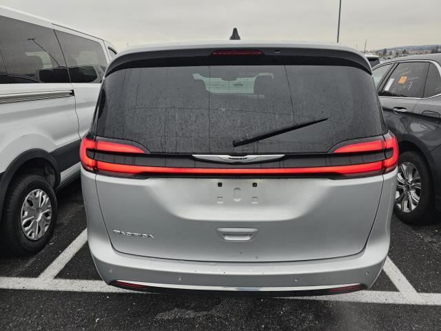 2024 Chrysler Pacifica Touring L FWD