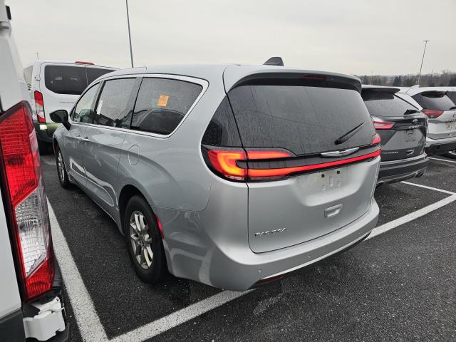2024 Chrysler Pacifica Touring L FWD