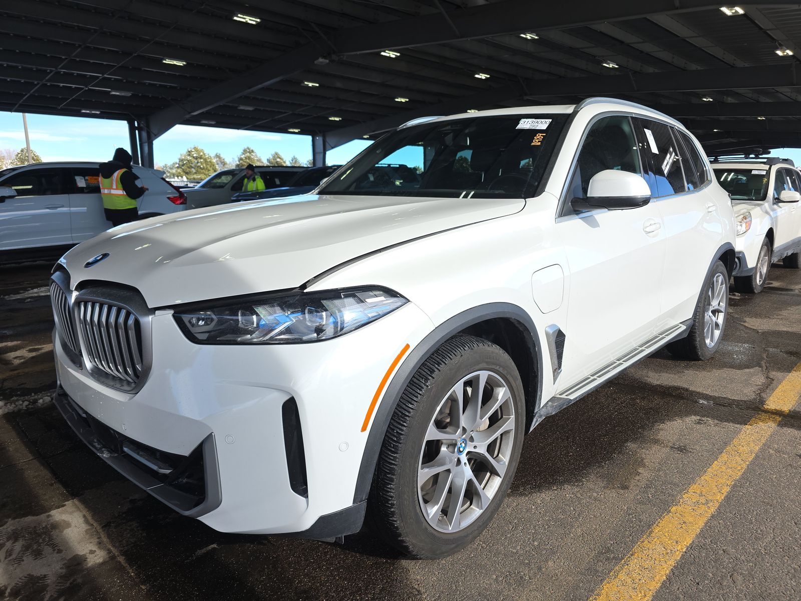 2025 BMW X5 xDrive50e AWD