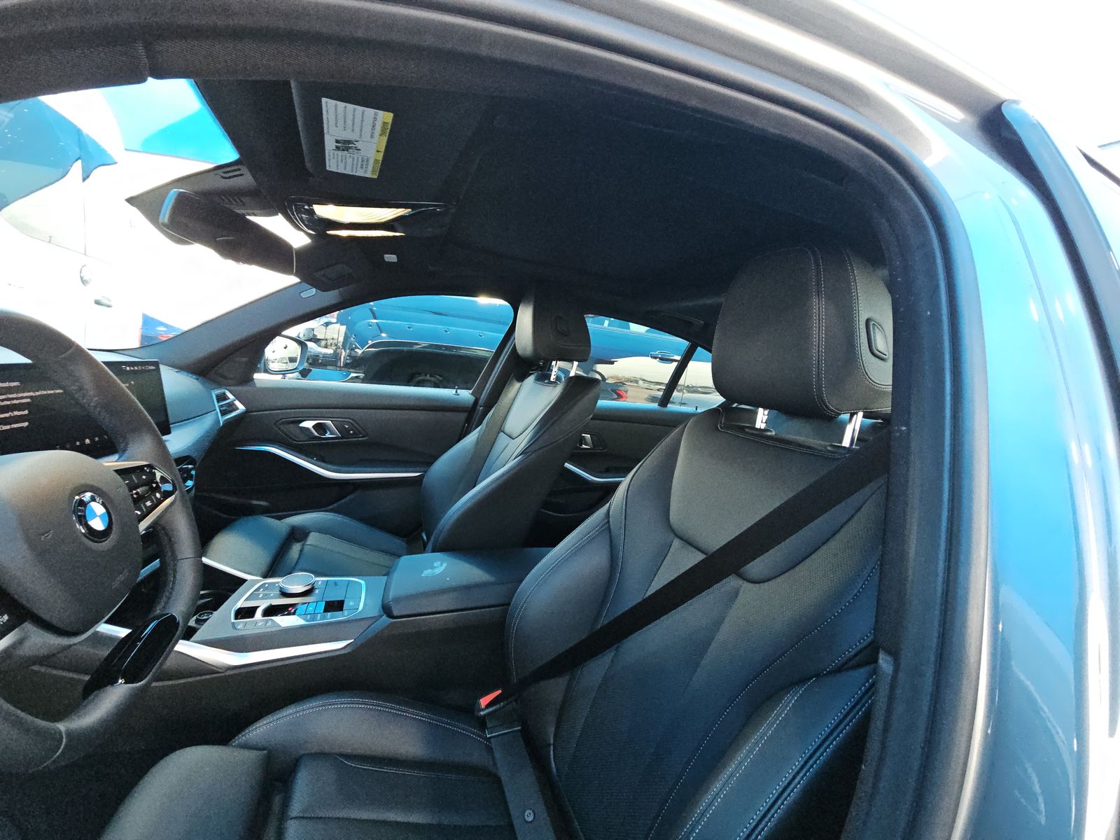 2025 BMW 3 Series 330i RWD