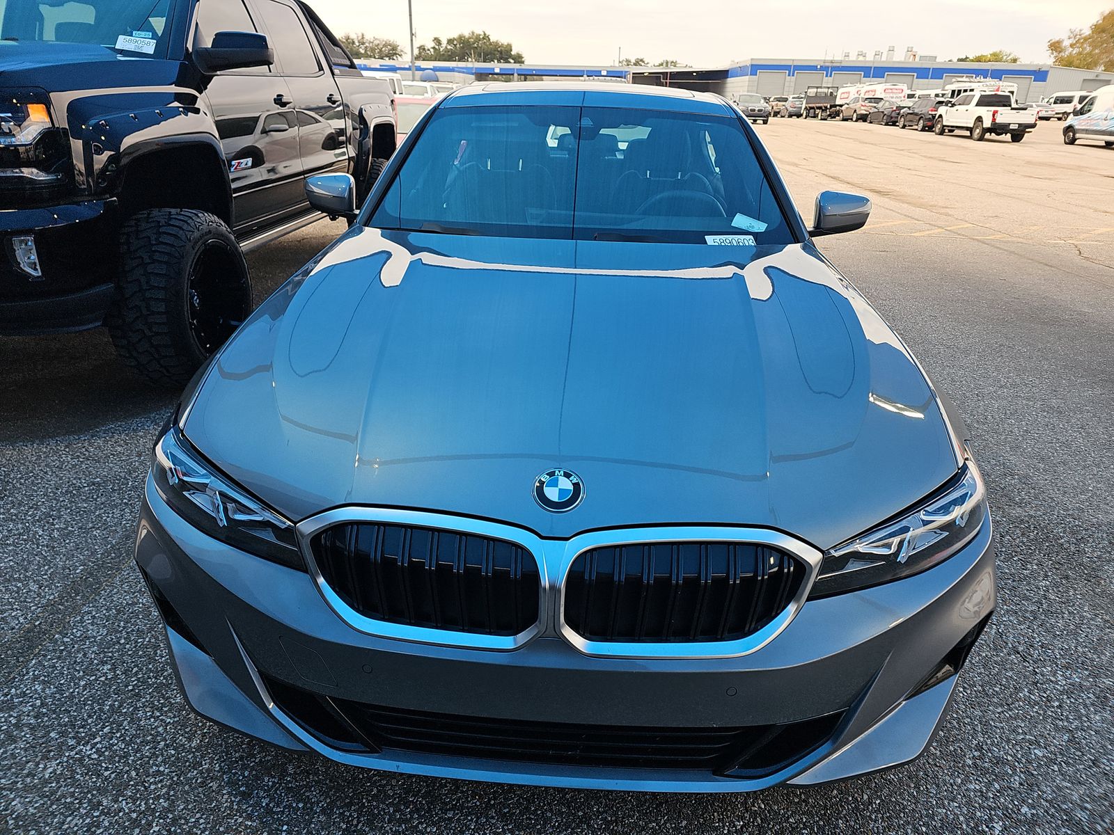 2025 BMW 3 Series 330i RWD