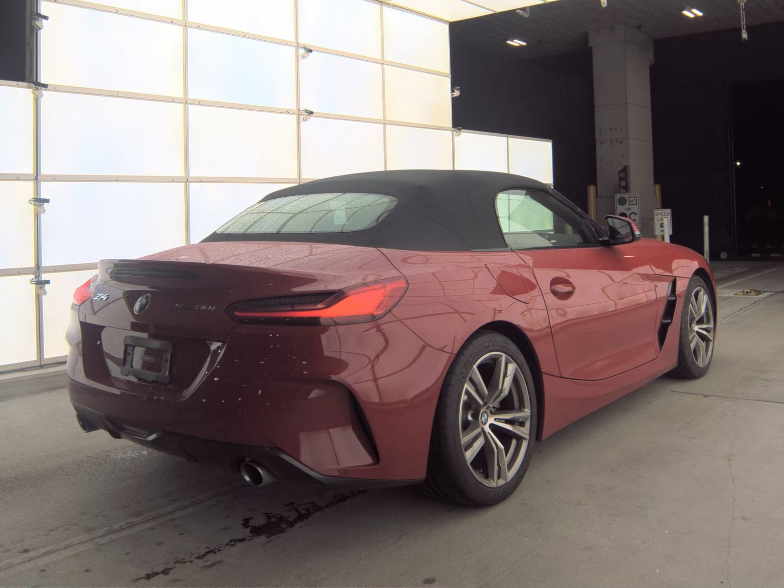 2025 BMW Z4 sDrive30i RWD