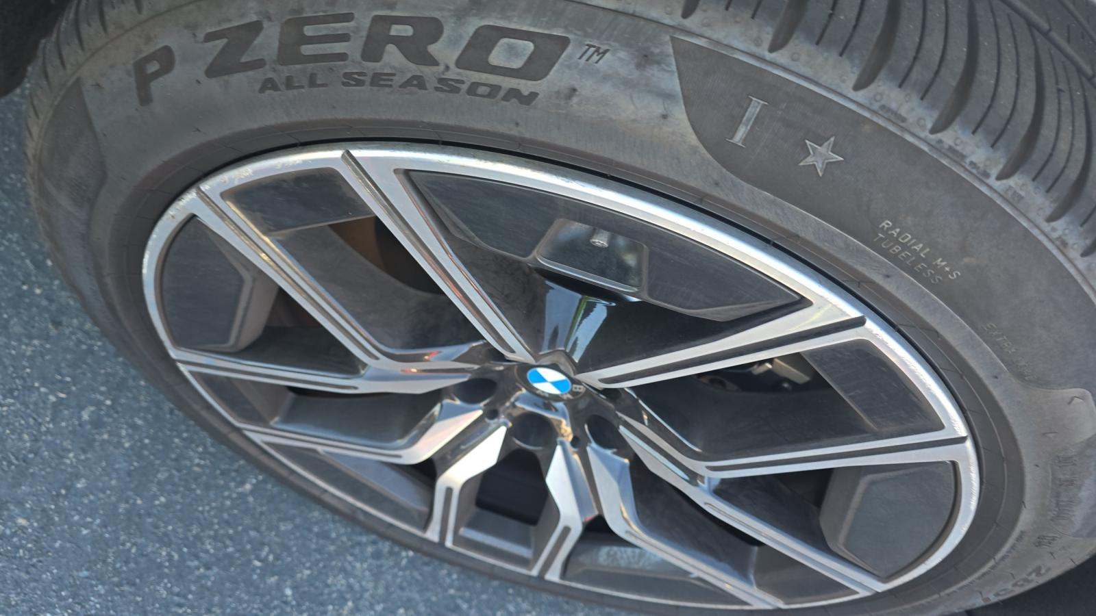 2025 BMW 7 Series 740i xDrive AWD