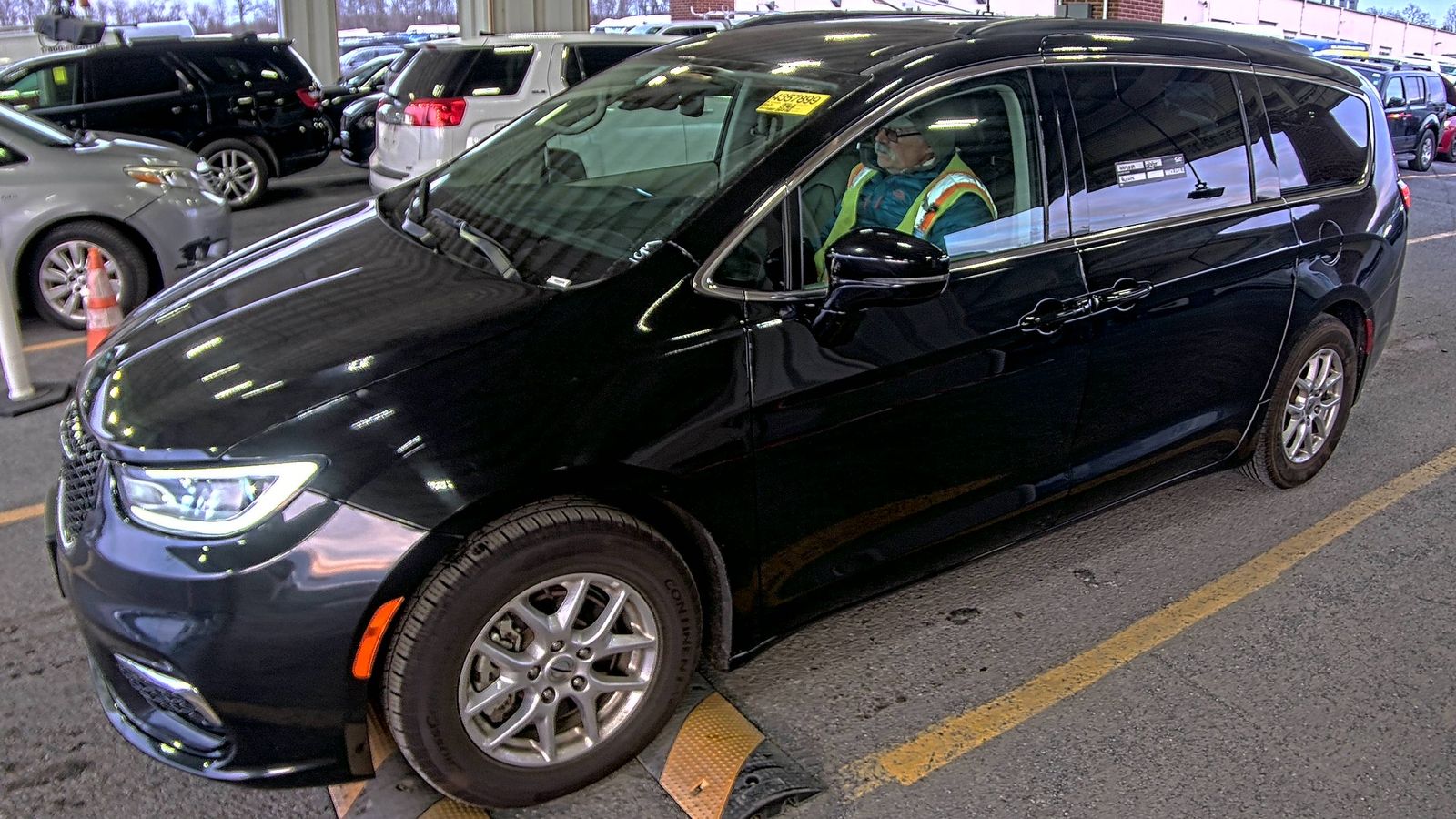 2022 Chrysler Pacifica Touring L FWD