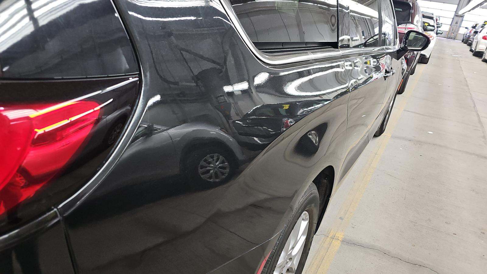 2022 Chrysler Pacifica Touring L FWD