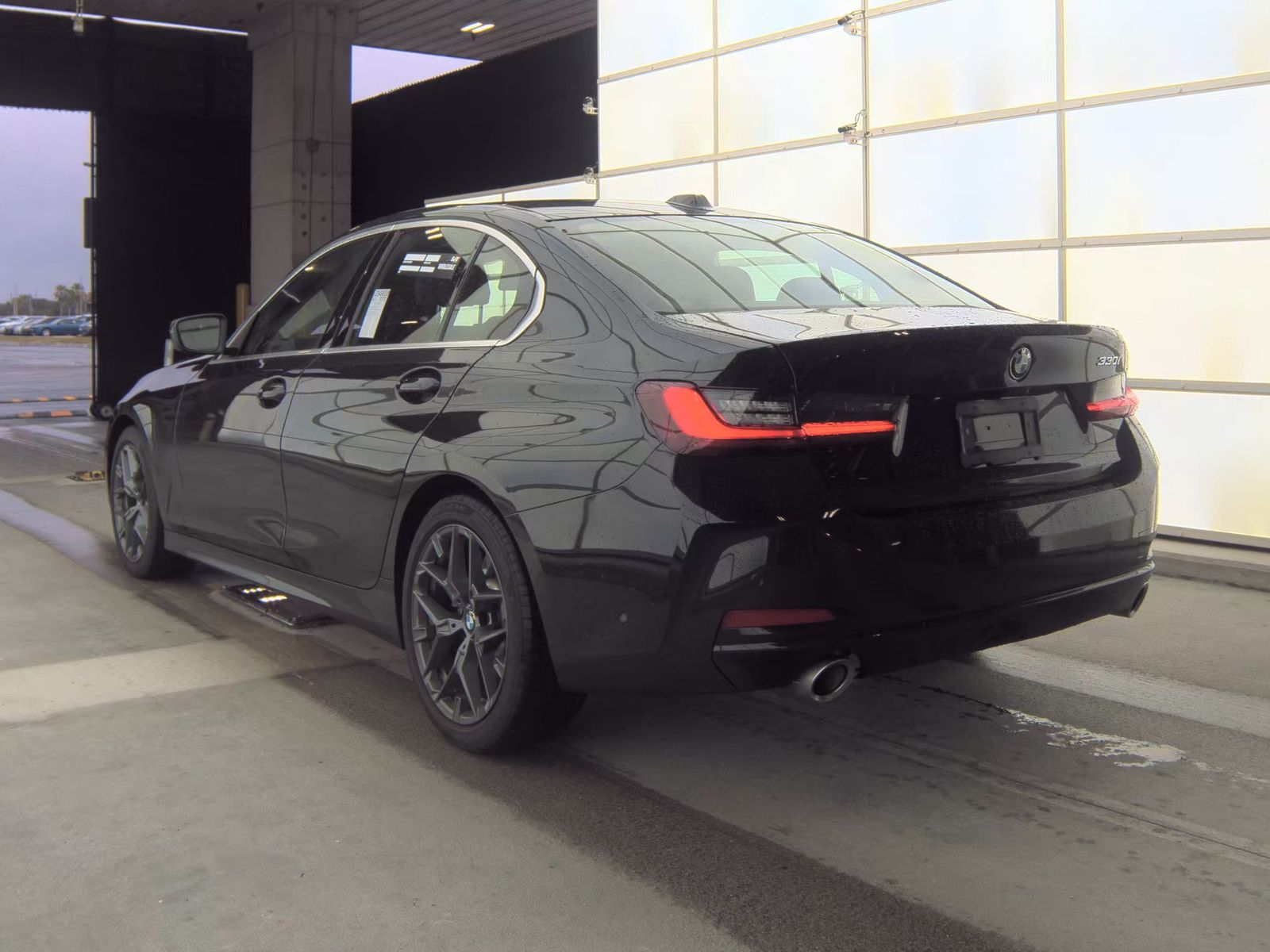 2025 BMW 3 Series 330i RWD