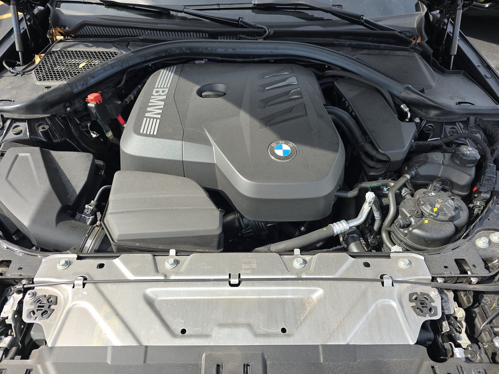 2025 BMW 3 Series 330i RWD