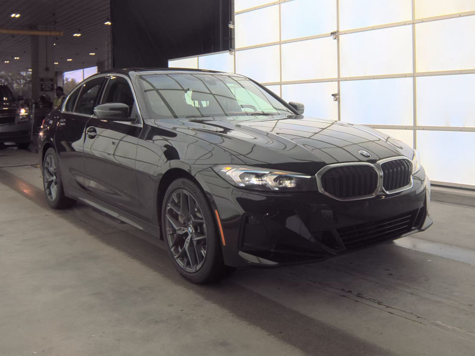 2025 BMW 3 Series 330i RWD