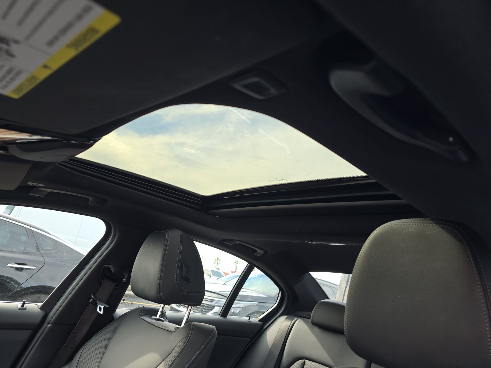 2025 BMW 3 Series 330i RWD