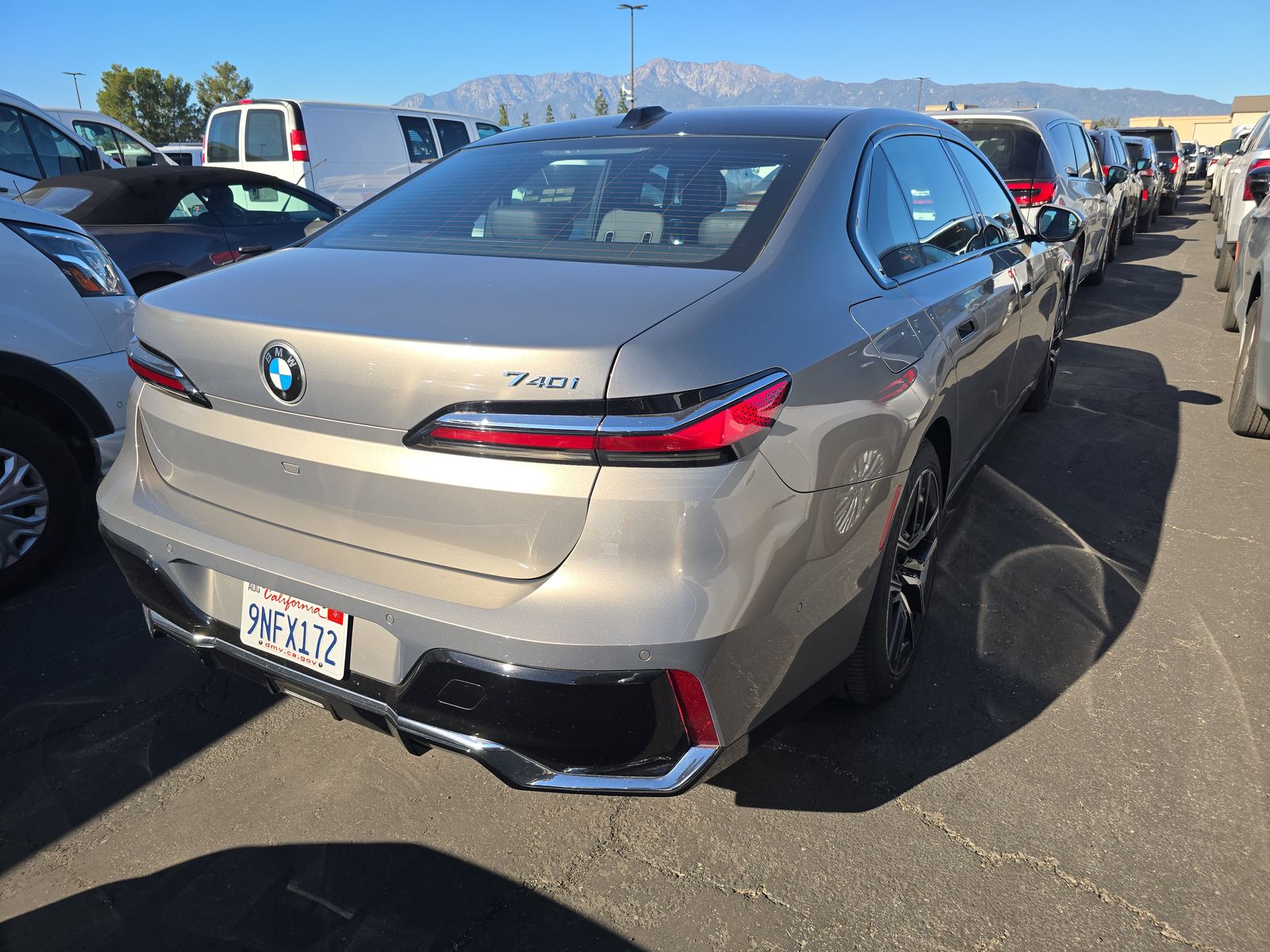 2025 BMW 7 Series 740i RWD