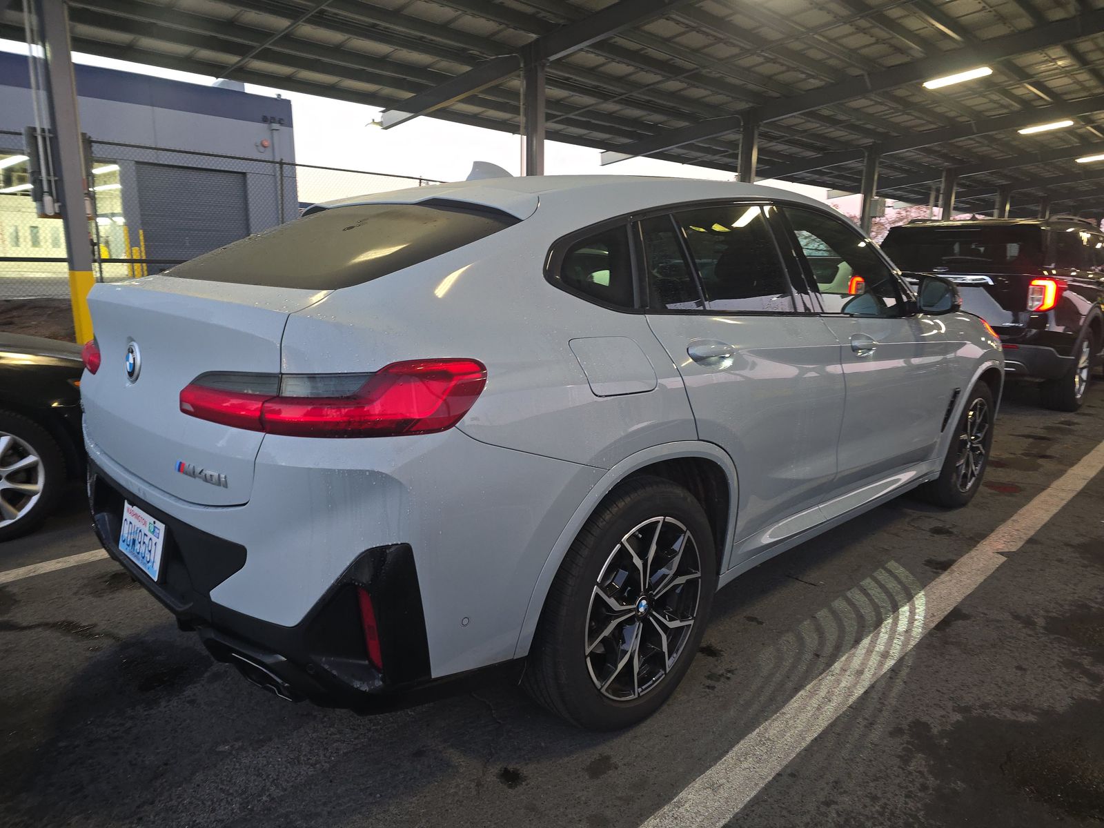 2023 BMW X4 M40i AWD
