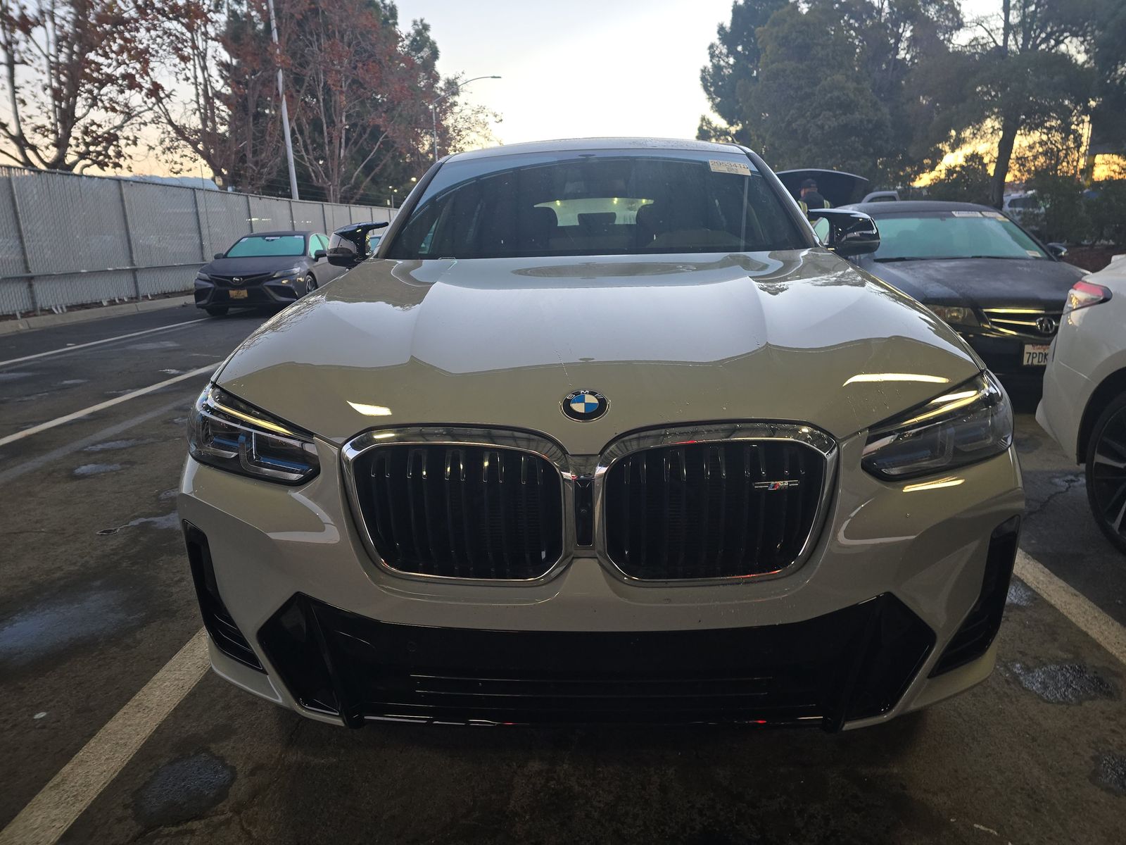 2023 BMW X4 M40i AWD