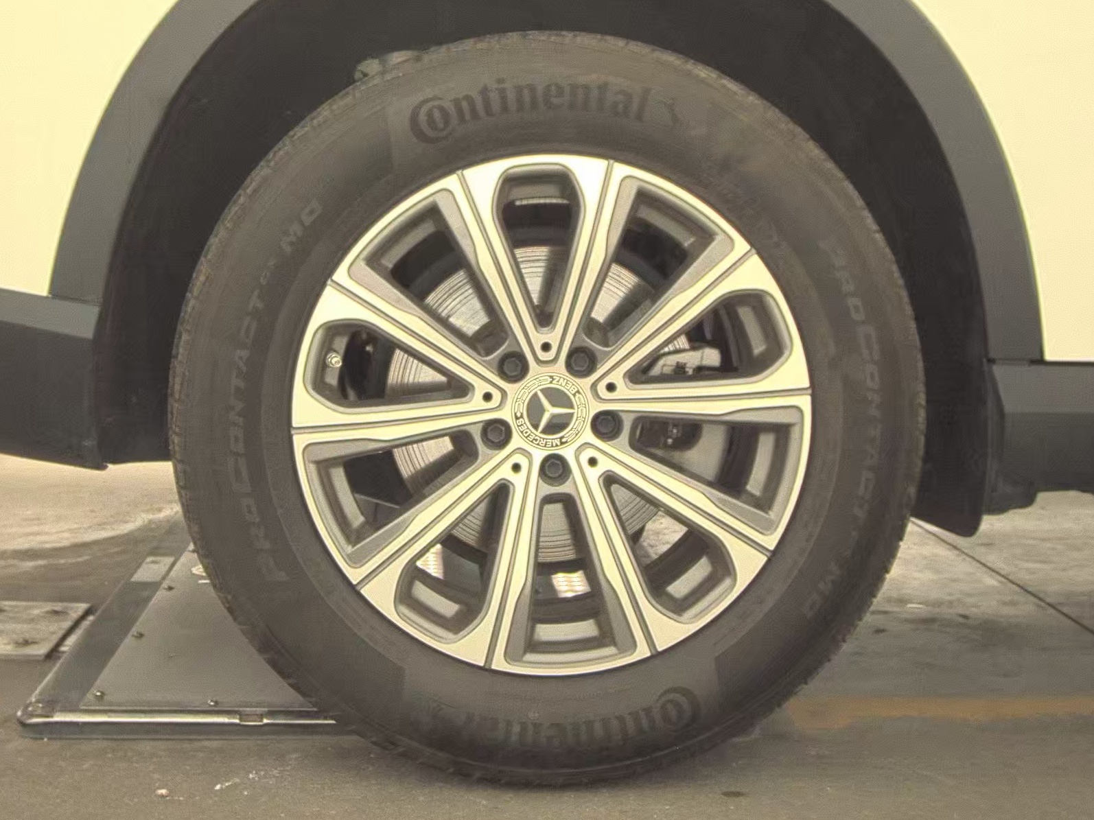 2024 Mercedes-Benz GLC GLC 300 AWD