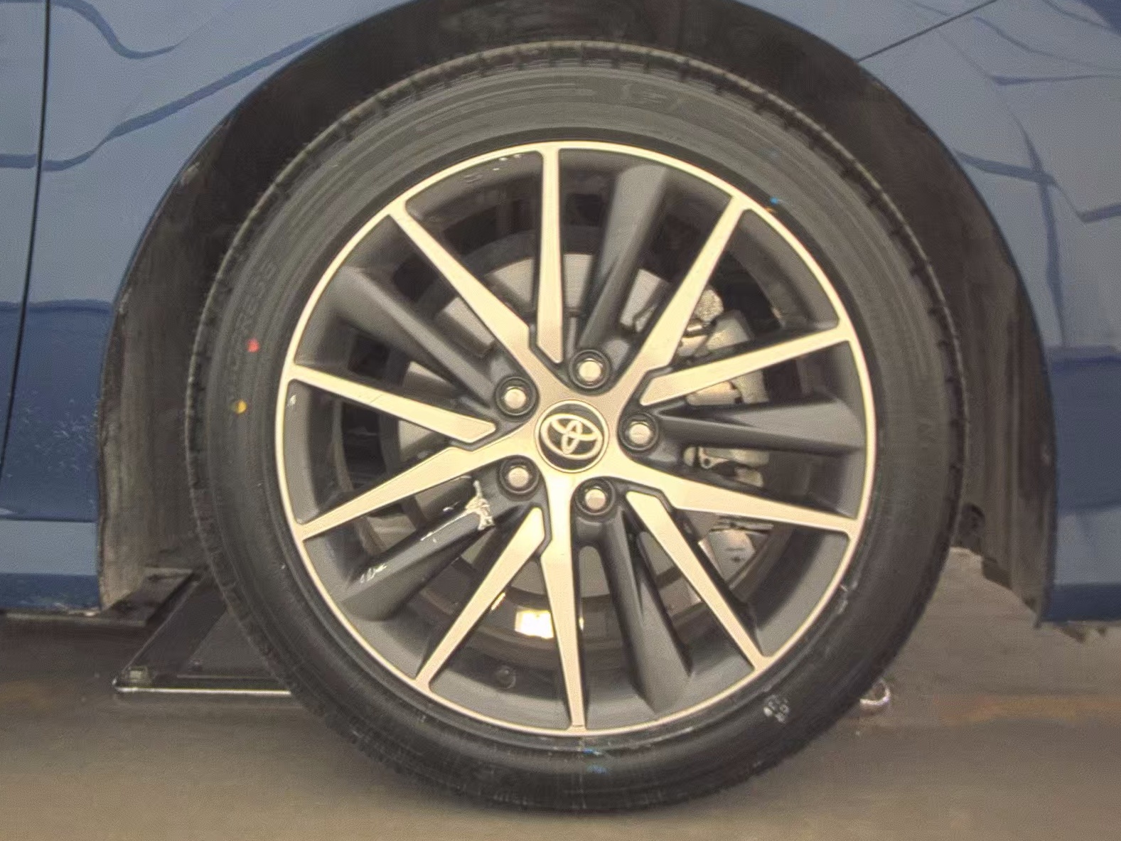 2024 Toyota Camry XLE FWD