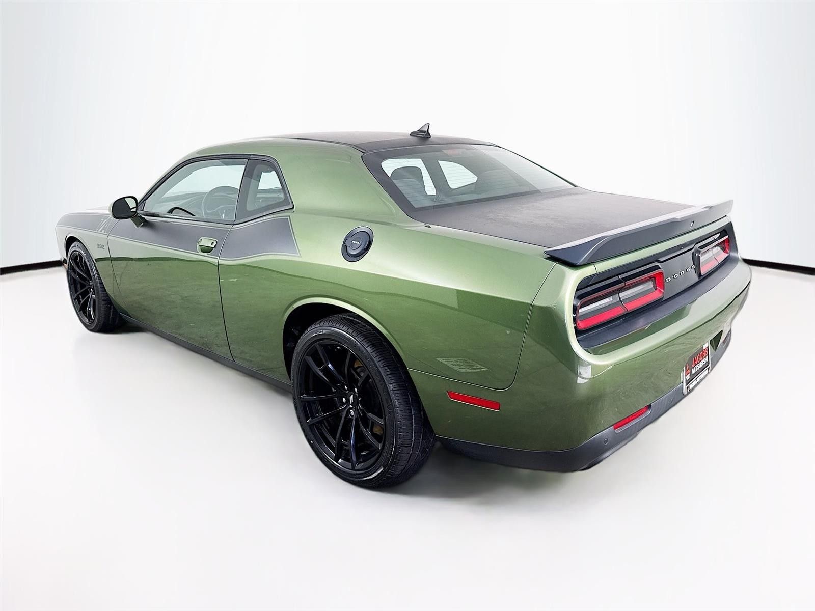 2022 Dodge Challenger R/T Scat Pack RWD