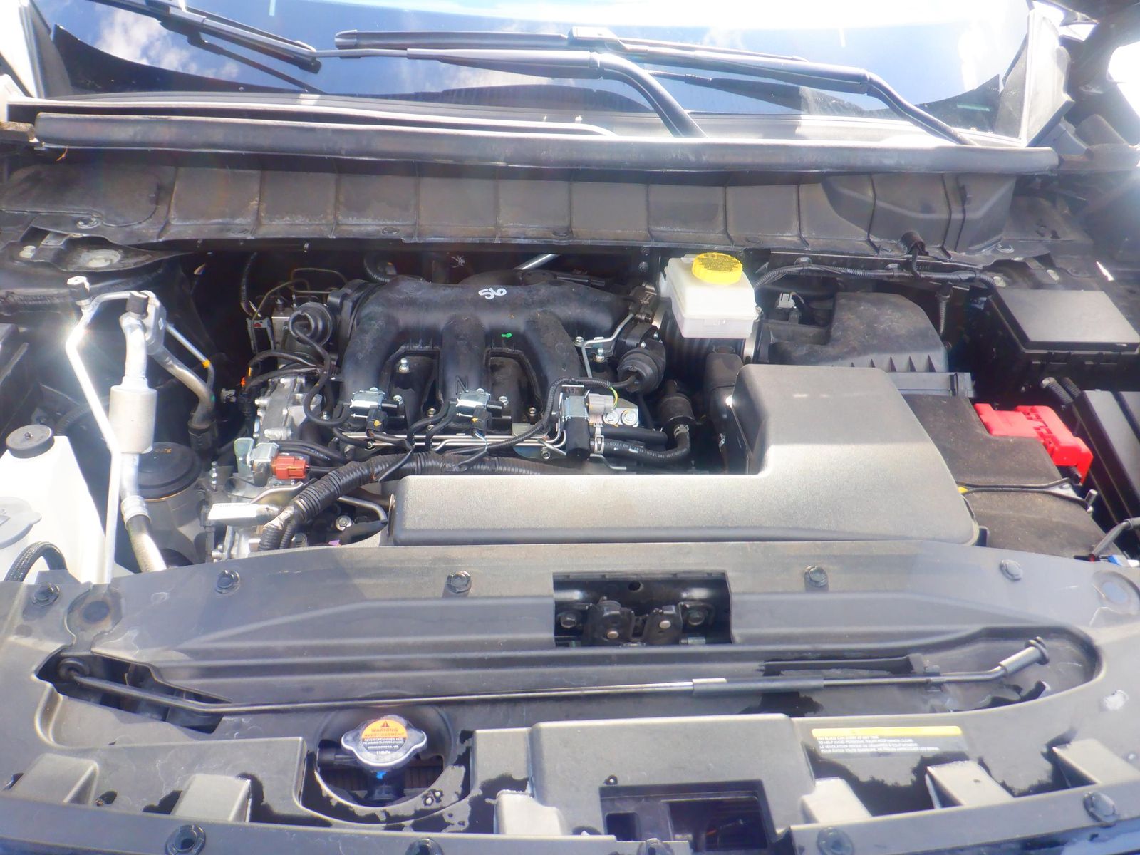 2024 Nissan Pathfinder SV FWD