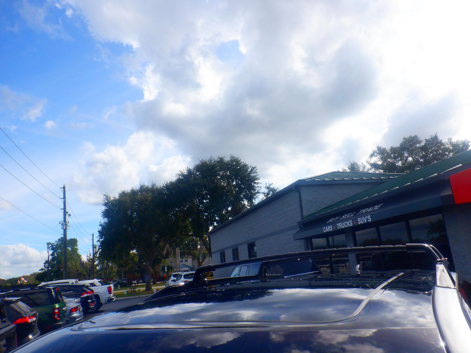 2024 Nissan Pathfinder SV FWD