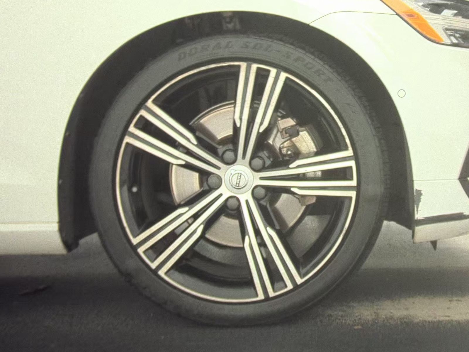 2022 Volvo S60 B5 Inscription AWD