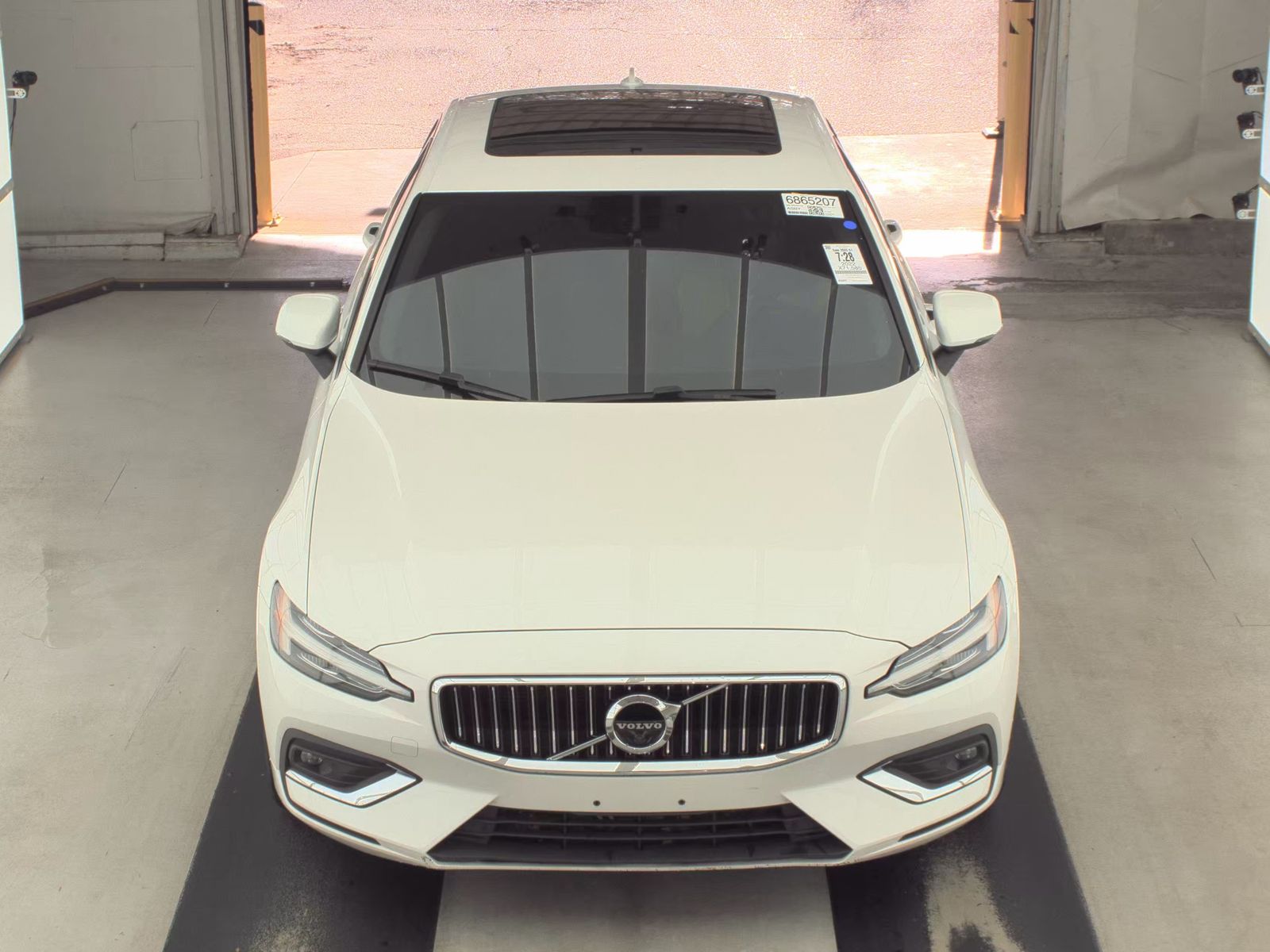 2022 Volvo S60 B5 Inscription AWD