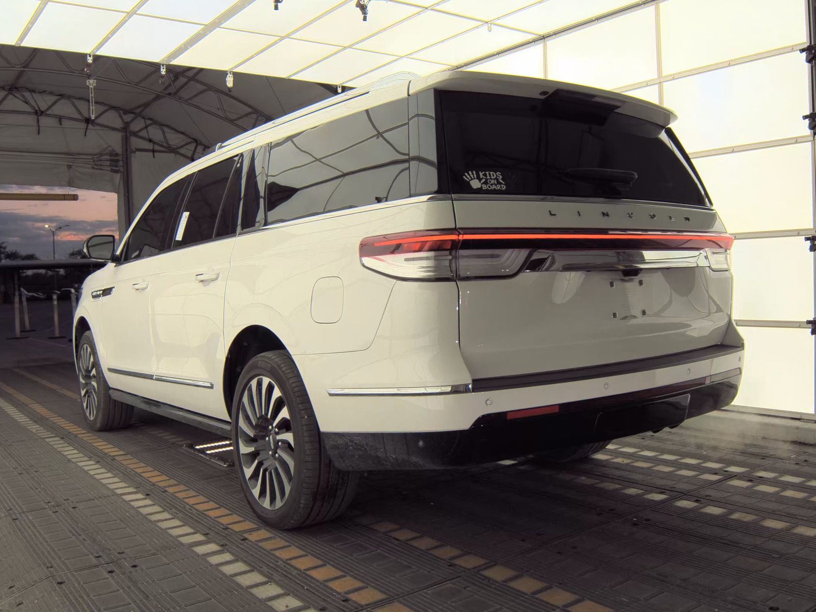 2023 Lincoln Navigator L Black Label AWD