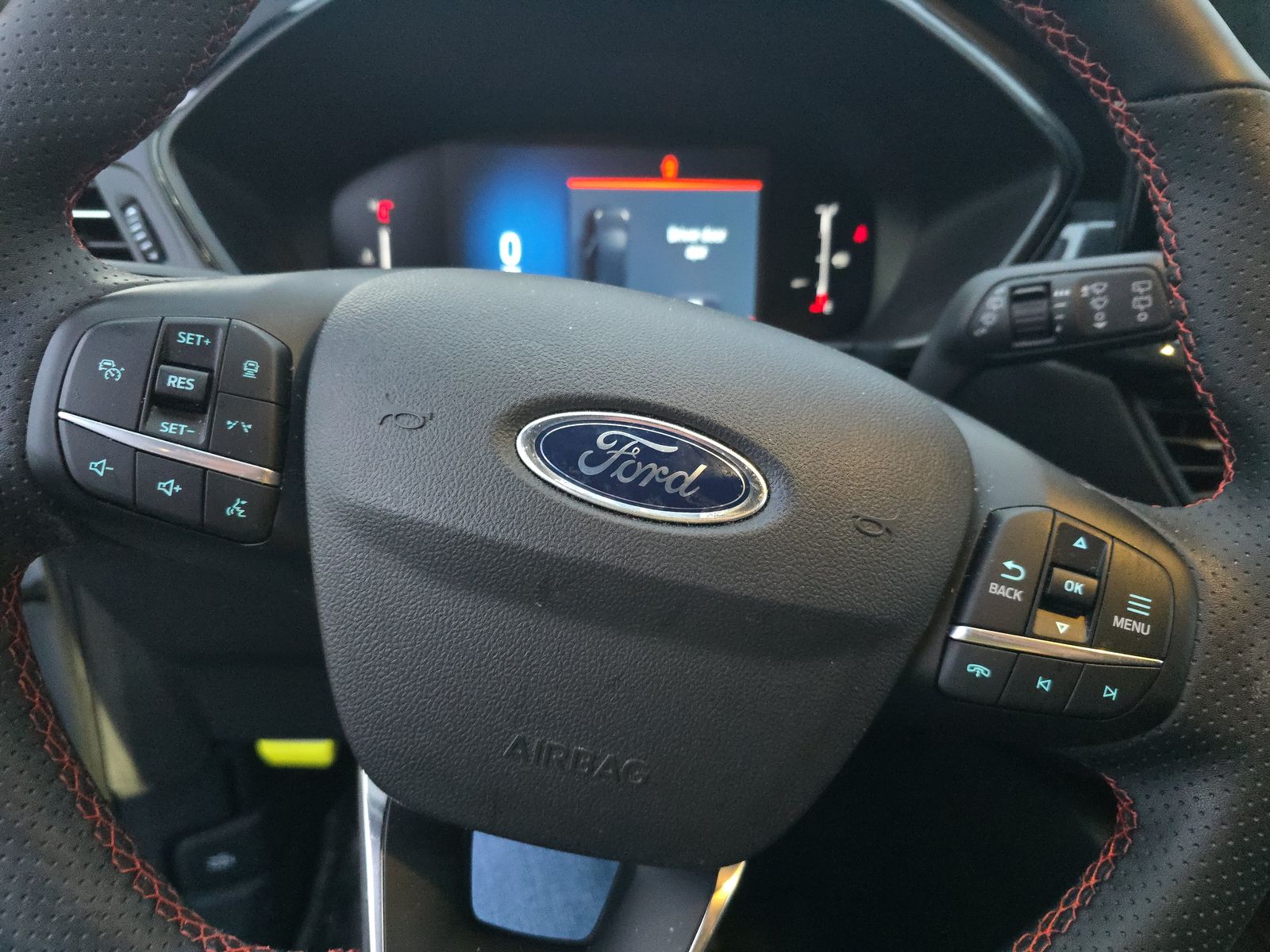 2025 Ford Escape ST-Line FWD